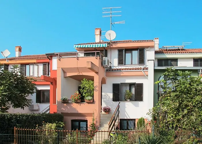 Apartment Dario - Uma155 By Interhome